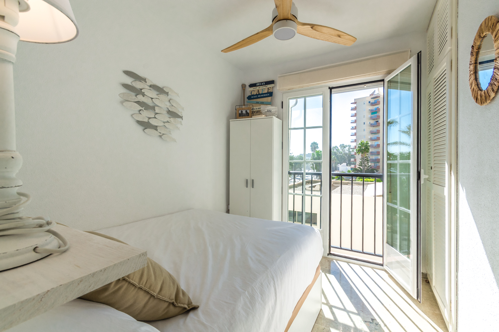 ESPECTACULAR APARTAMENTO EN PASEO REINA SOFA
