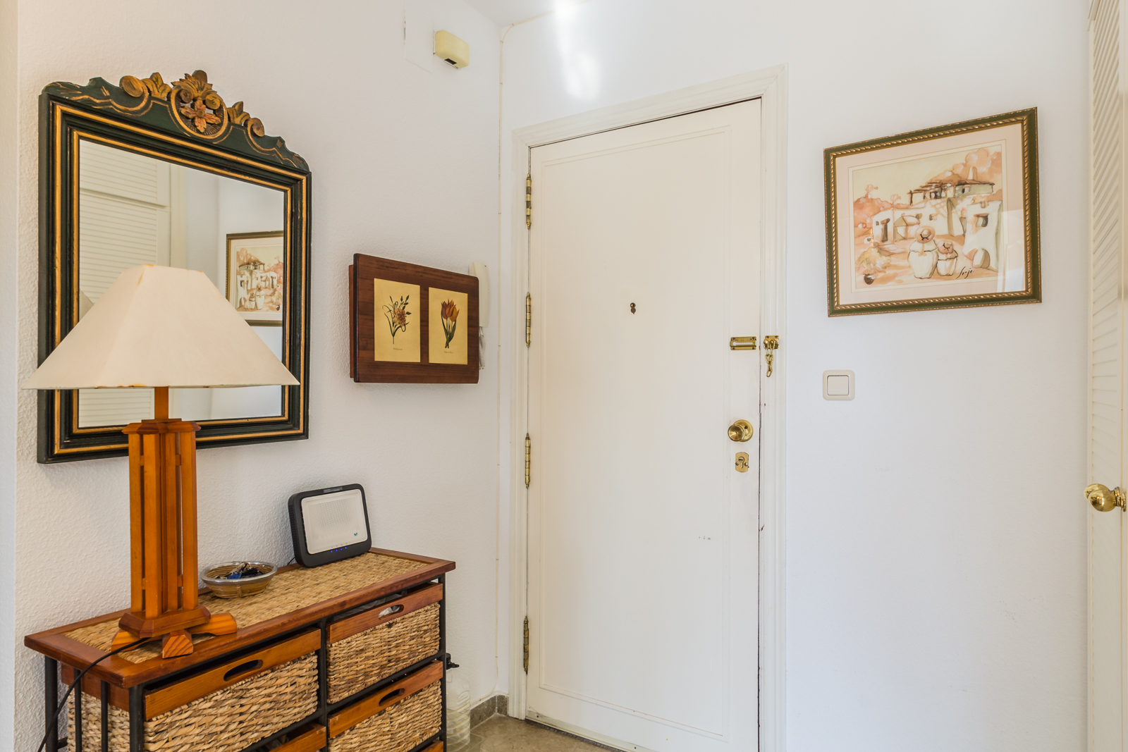 ESPECTACULAR APARTAMENTO EN PASEO REINA SOFA