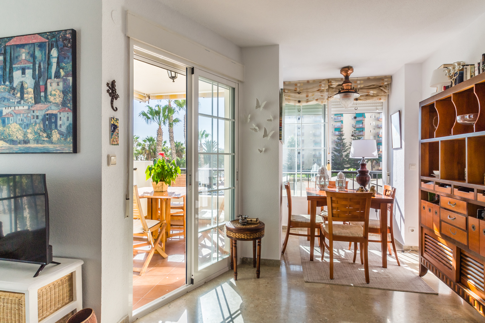 ESPECTACULAR APARTAMENTO EN PASEO REINA SOFA