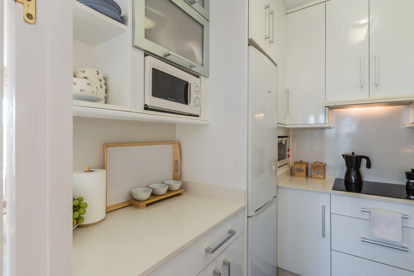 ESPECTACULAR APARTAMENTO EN PASEO REINA SOFA