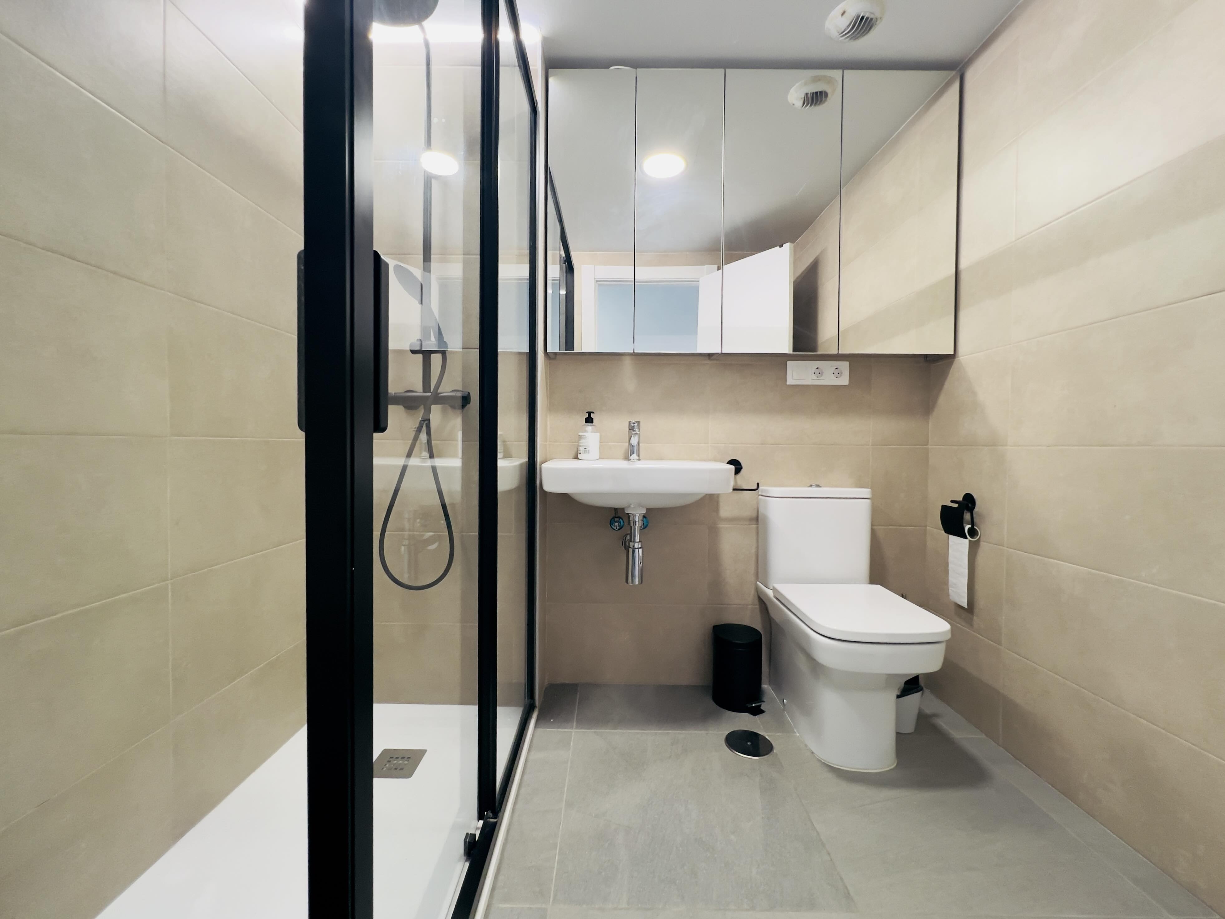 ESPECTACULAR APARTAMENTO CON JARDÍN Y VISTAS AL MAR