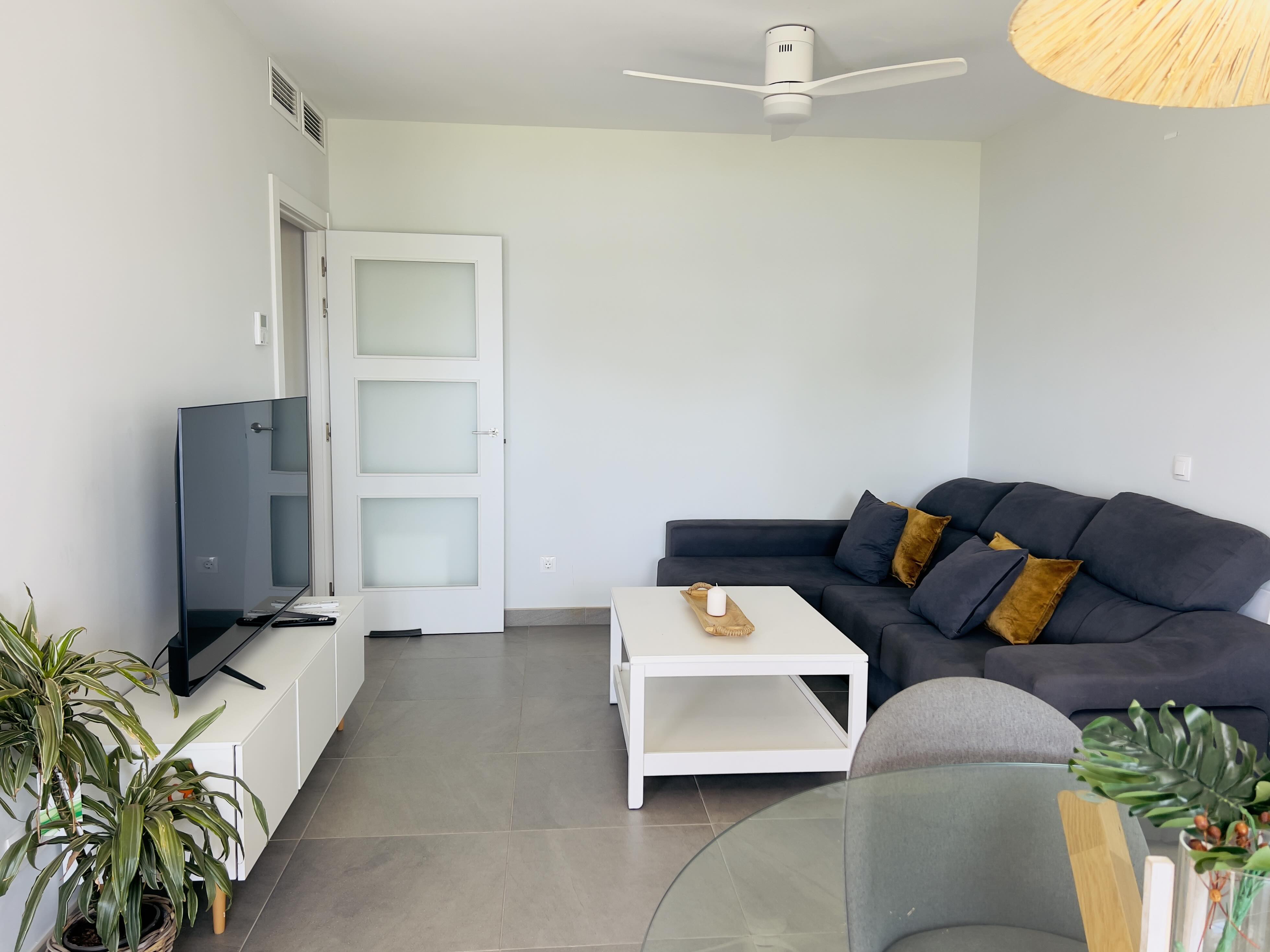 ESPECTACULAR APARTAMENTO CON JARDÍN Y VISTAS AL MAR