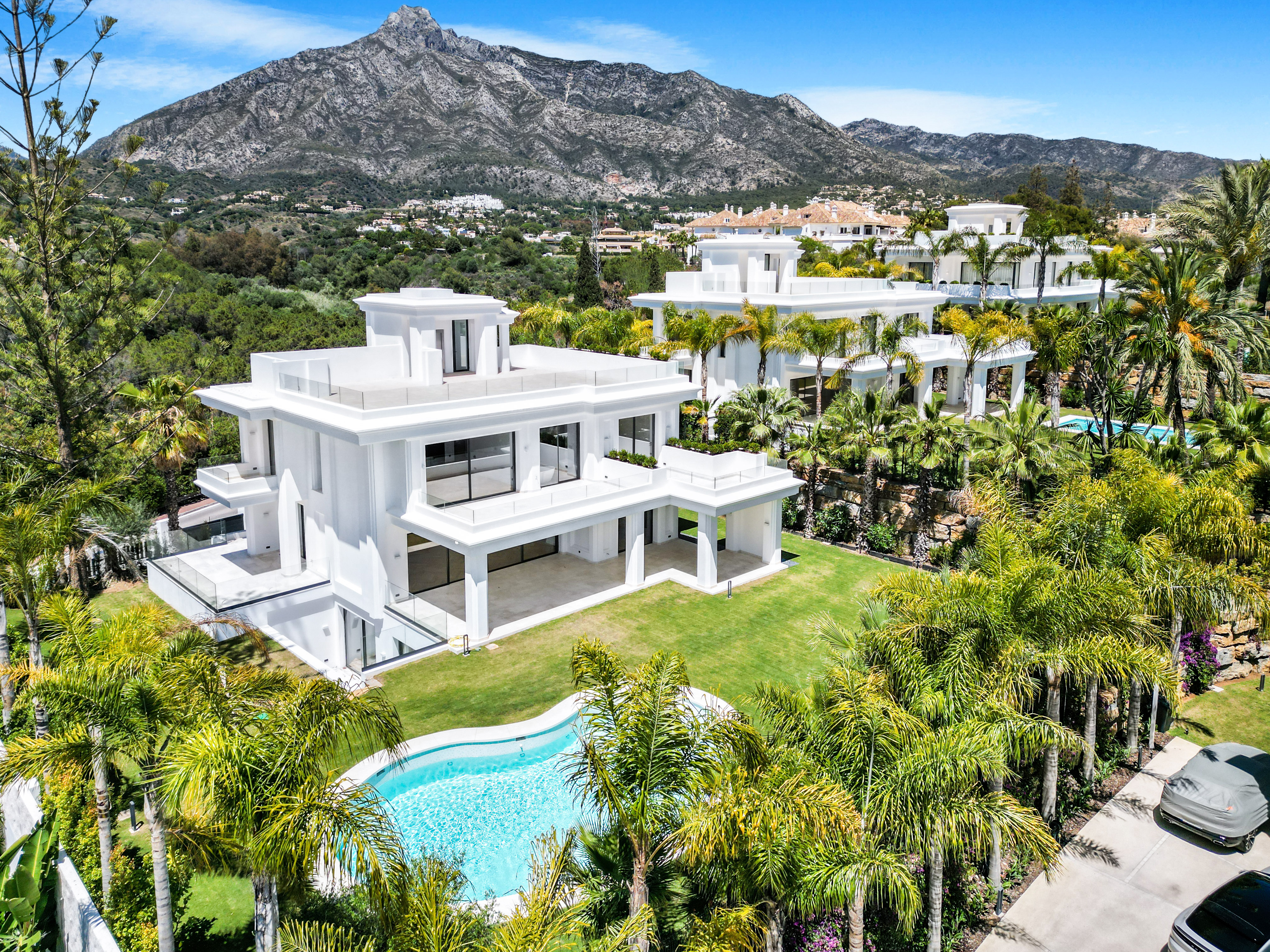 VILLAS LOMAS DE MARBELLA CLUB  GOLDEN MILE