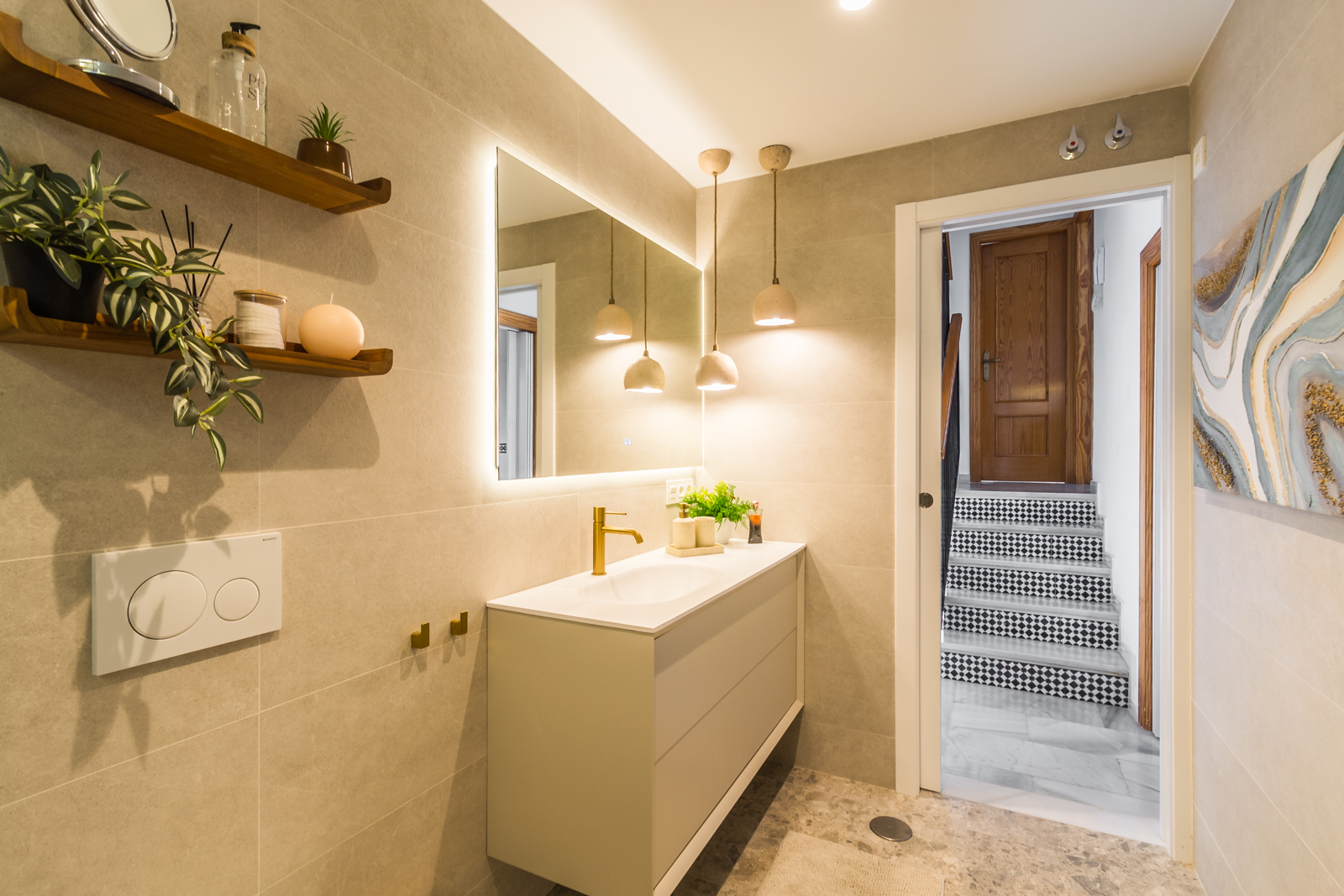 CASA CON PISCINA PRIVADA A 5 MINUTOS DEL CENTRO Y LA PLAYA