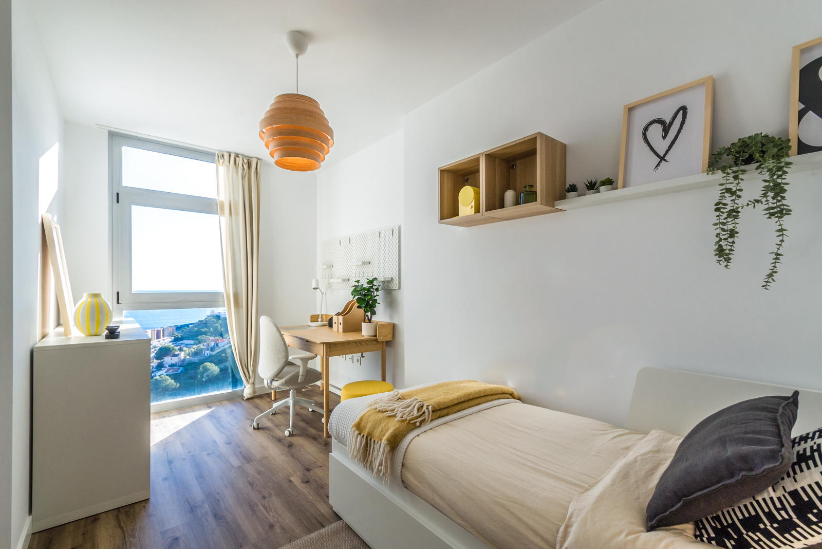 OBRA NUEVA EN LA COSTA TROPICAL: UBICACI�N, VISTAS Y RENTABILIDAD