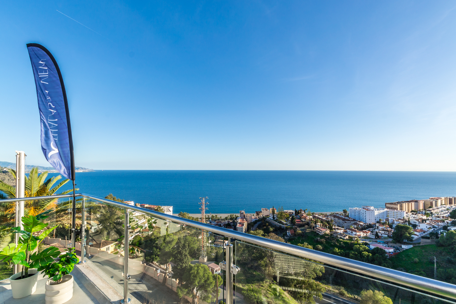 OBRA NUEVA EN LA COSTA TROPICAL: UBICACI�N, VISTAS Y RENTABILIDAD
