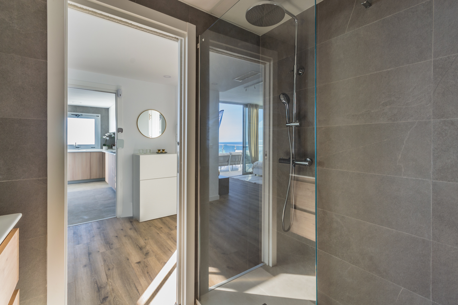 OBRA NUEVA EN LA COSTA TROPICAL: UBICACI�N, VISTAS Y RENTABILIDAD