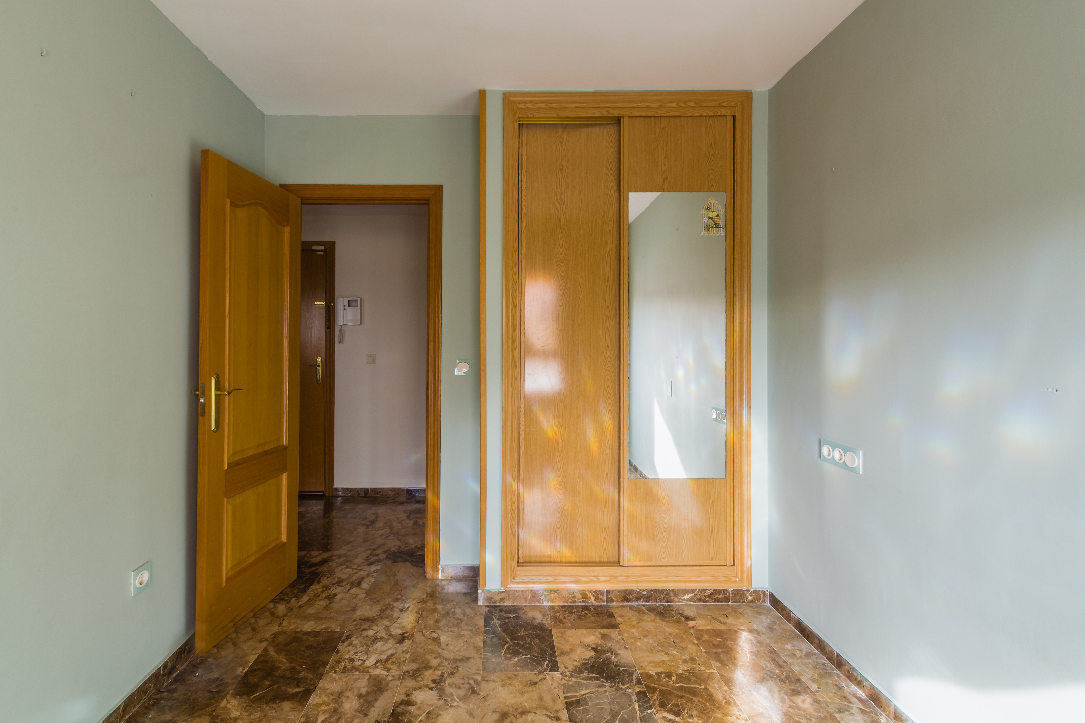 APARTAMENTO EN EL CENTRO DE ALMU��CAR