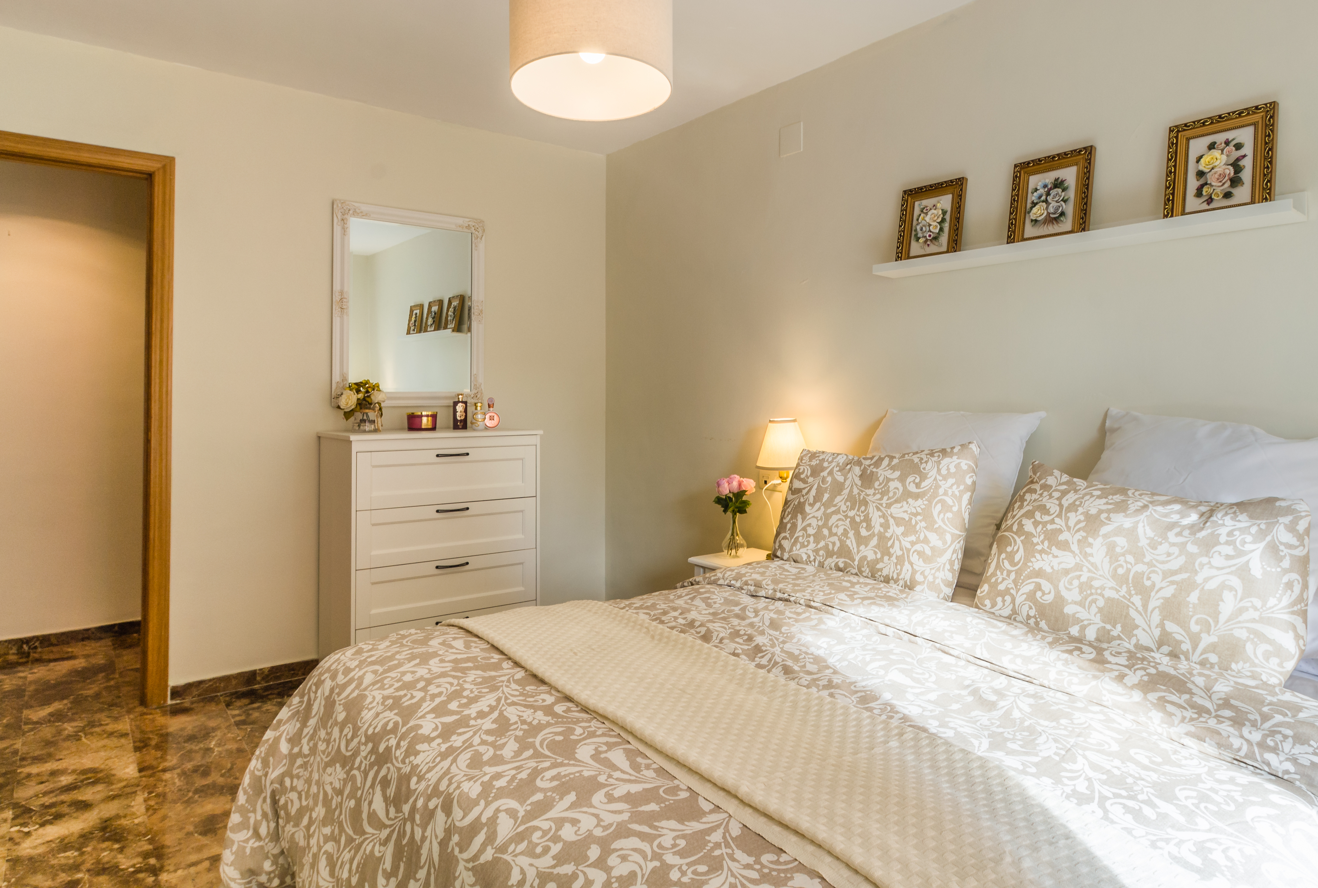 APARTAMENTO EN EL CENTRO DE ALMU��CAR