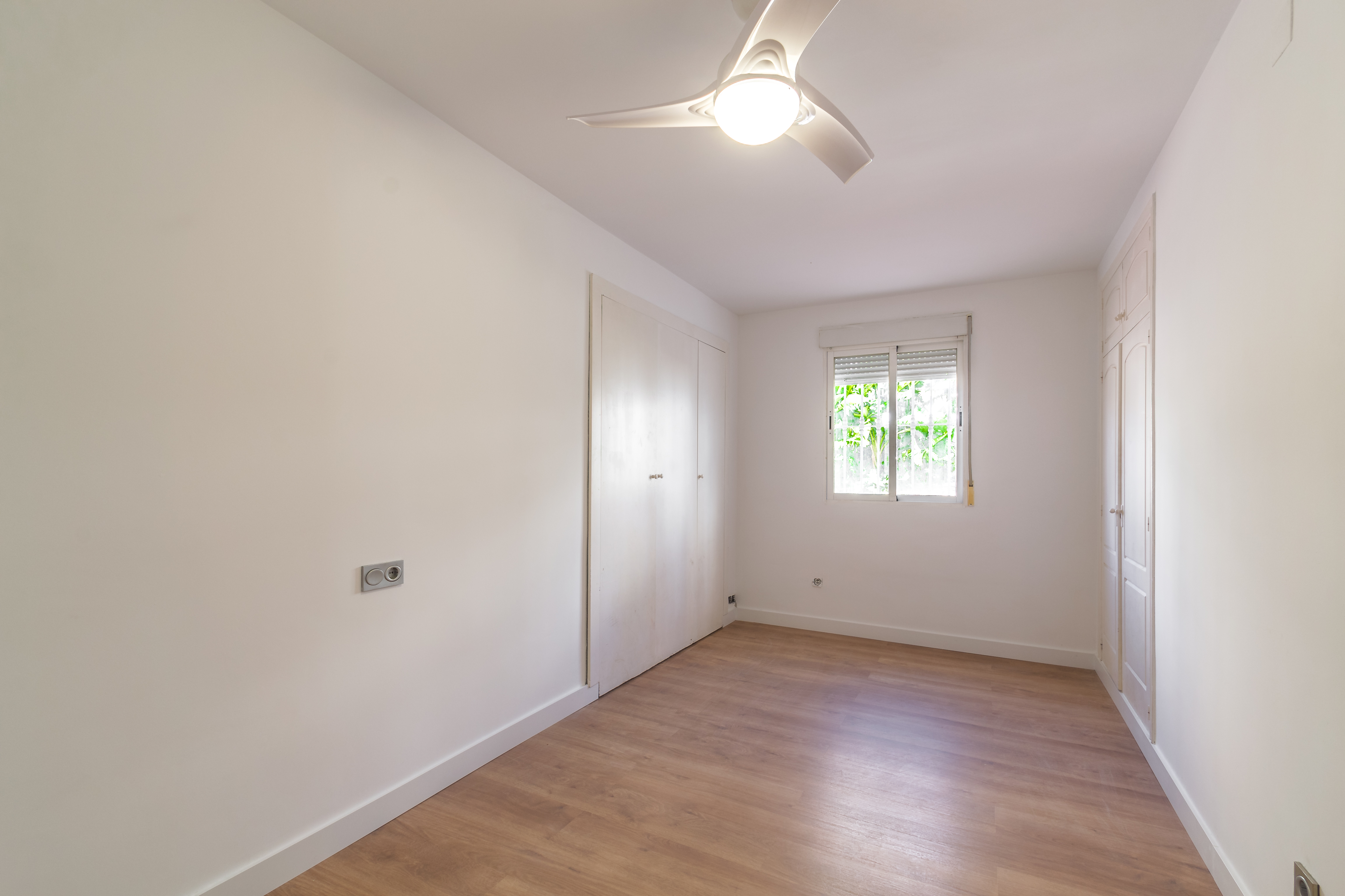 APARTAMENTO CON GRAN TERRAZA A 2 MINUTOS DE LA PLAYA