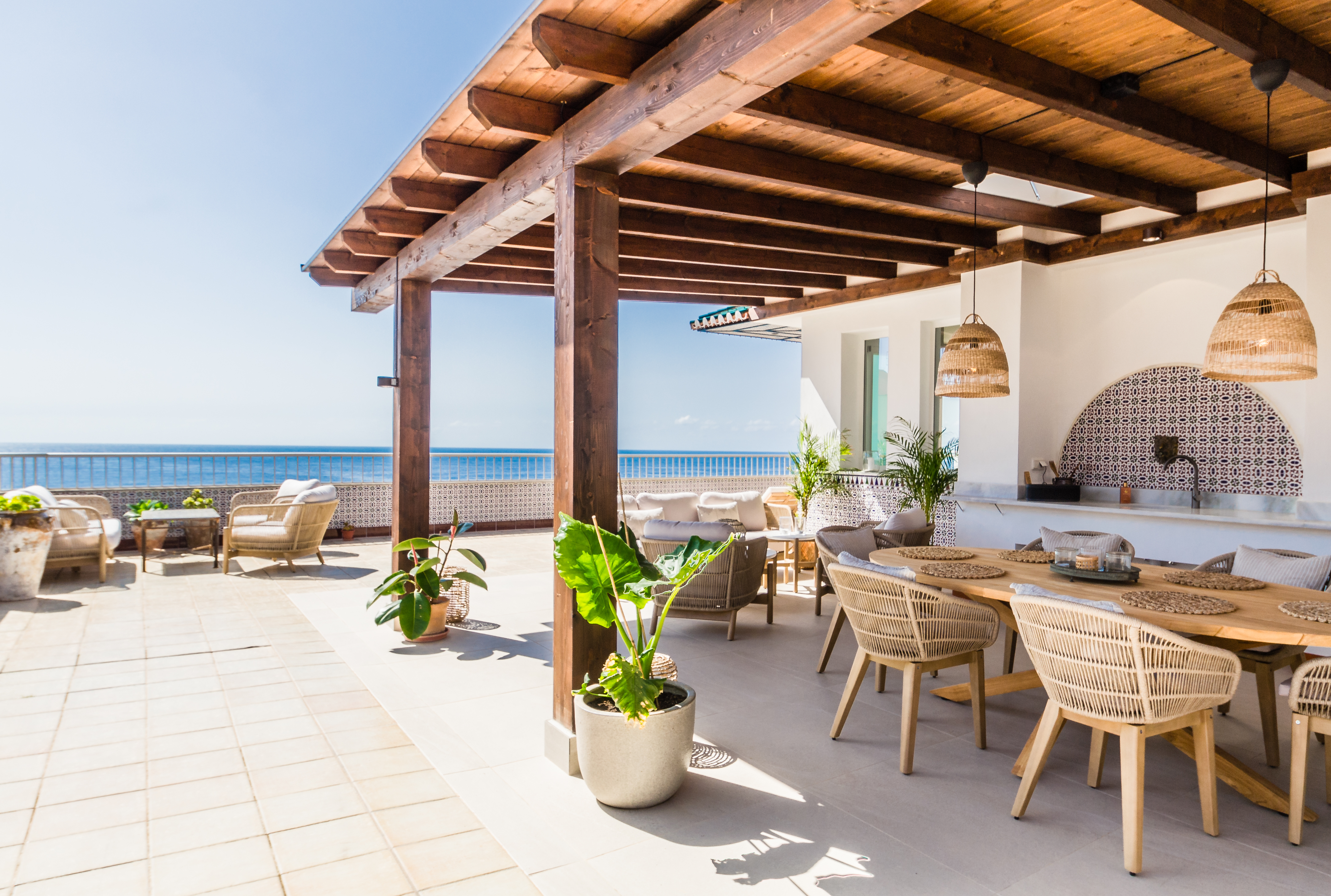 FANT�STICO �TICO EN PRIMERA LINEA DE PLAYA 