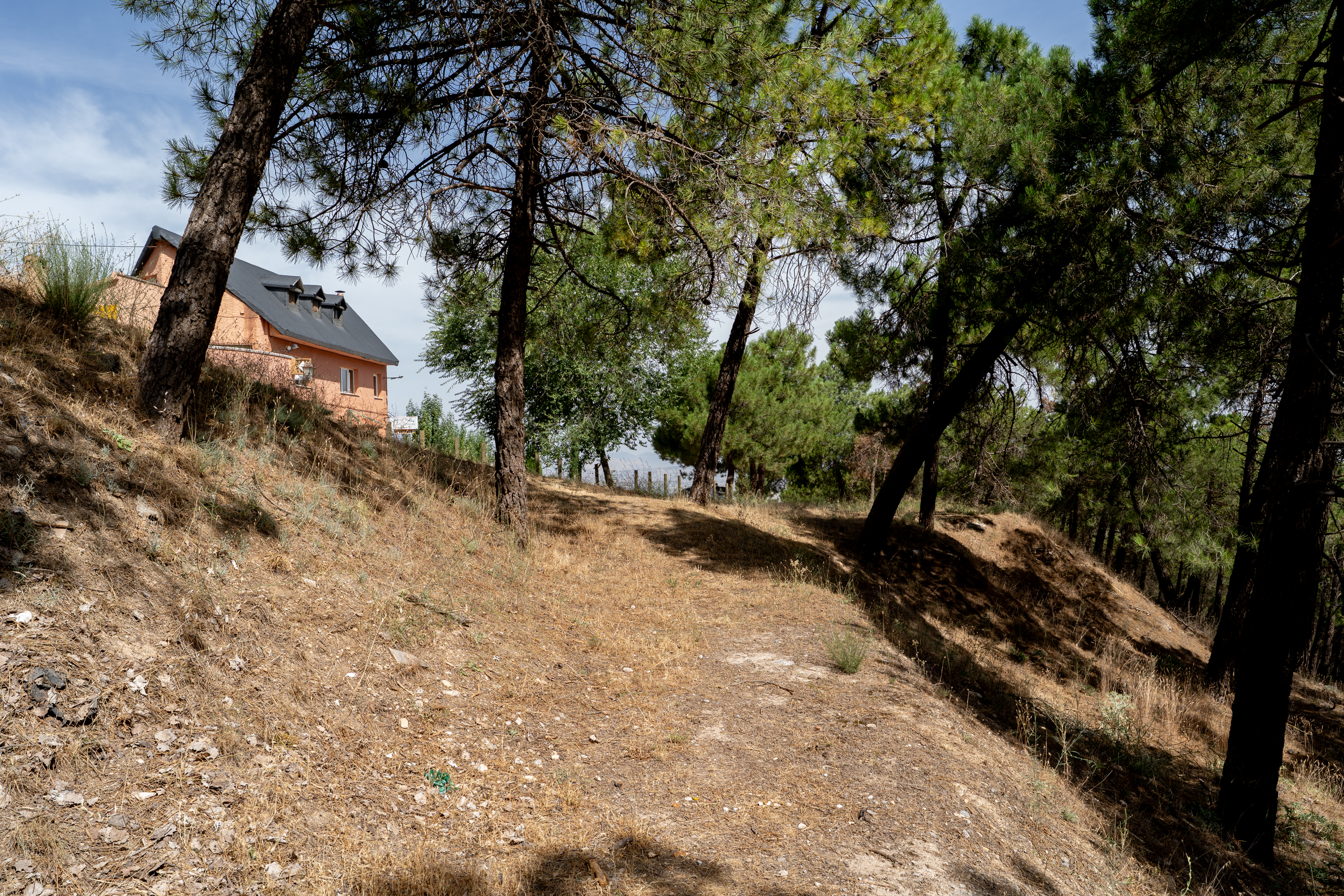 VILLA CONTEMPOR�NEA EN EL PARQUE NATURAL DE SIERRA NEVADA
