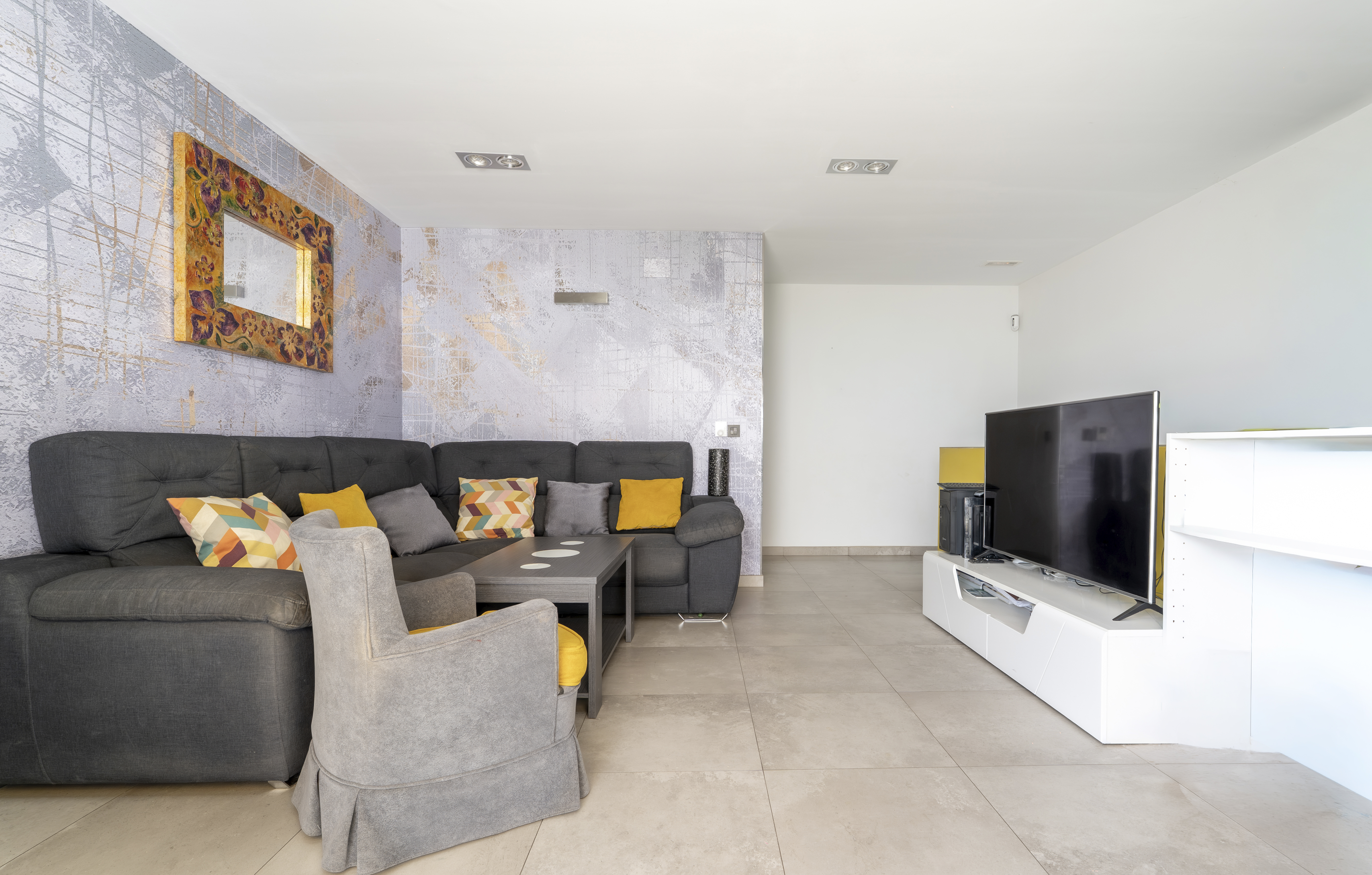 VILLA CONTEMPOR�NEA EN EL PARQUE NATURAL DE SIERRA NEVADA