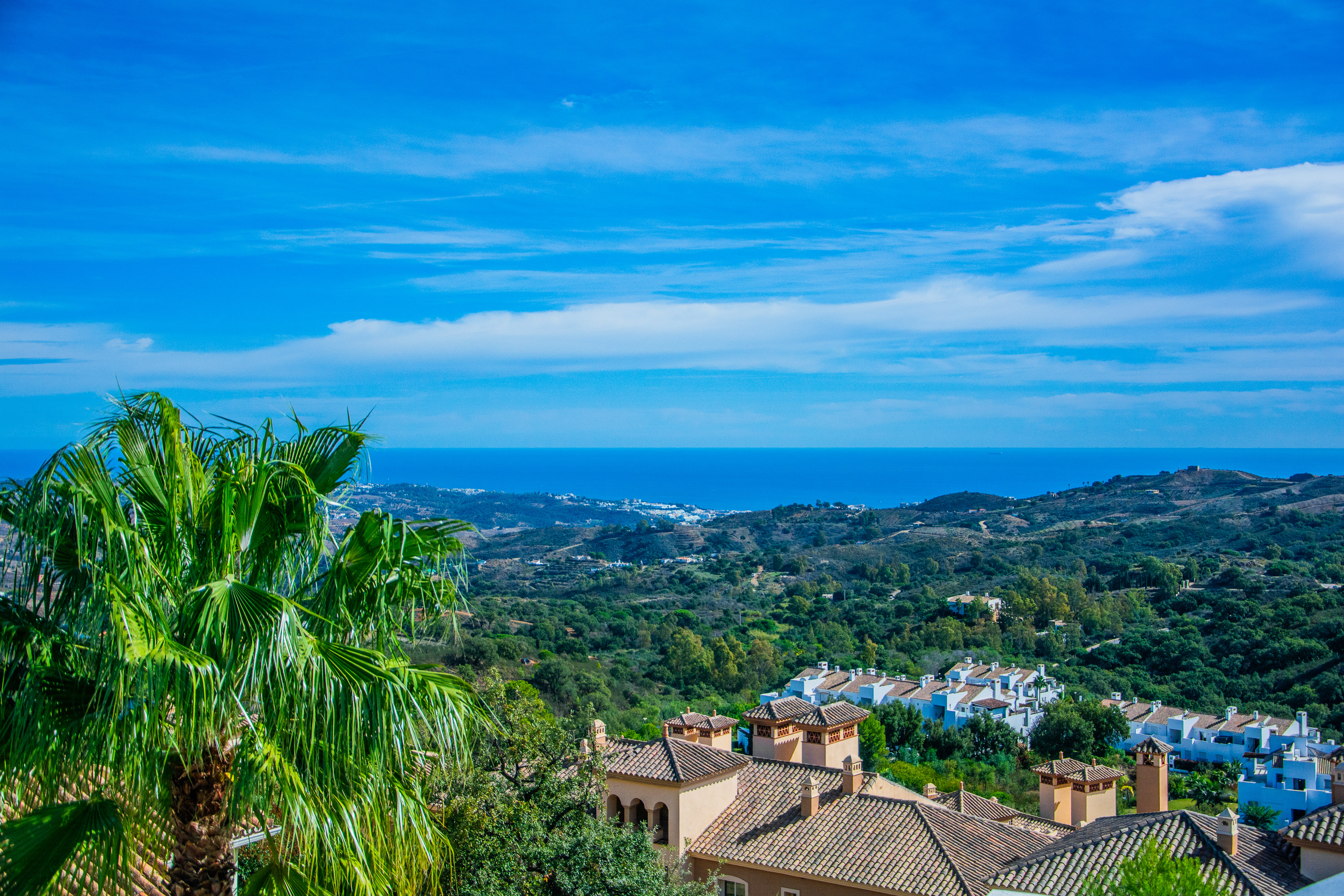 VILLA EXCEPCIONAL CON VISTAS IMPRESIONANTES EN MARBELLA ESTE - LA MAIRENA
