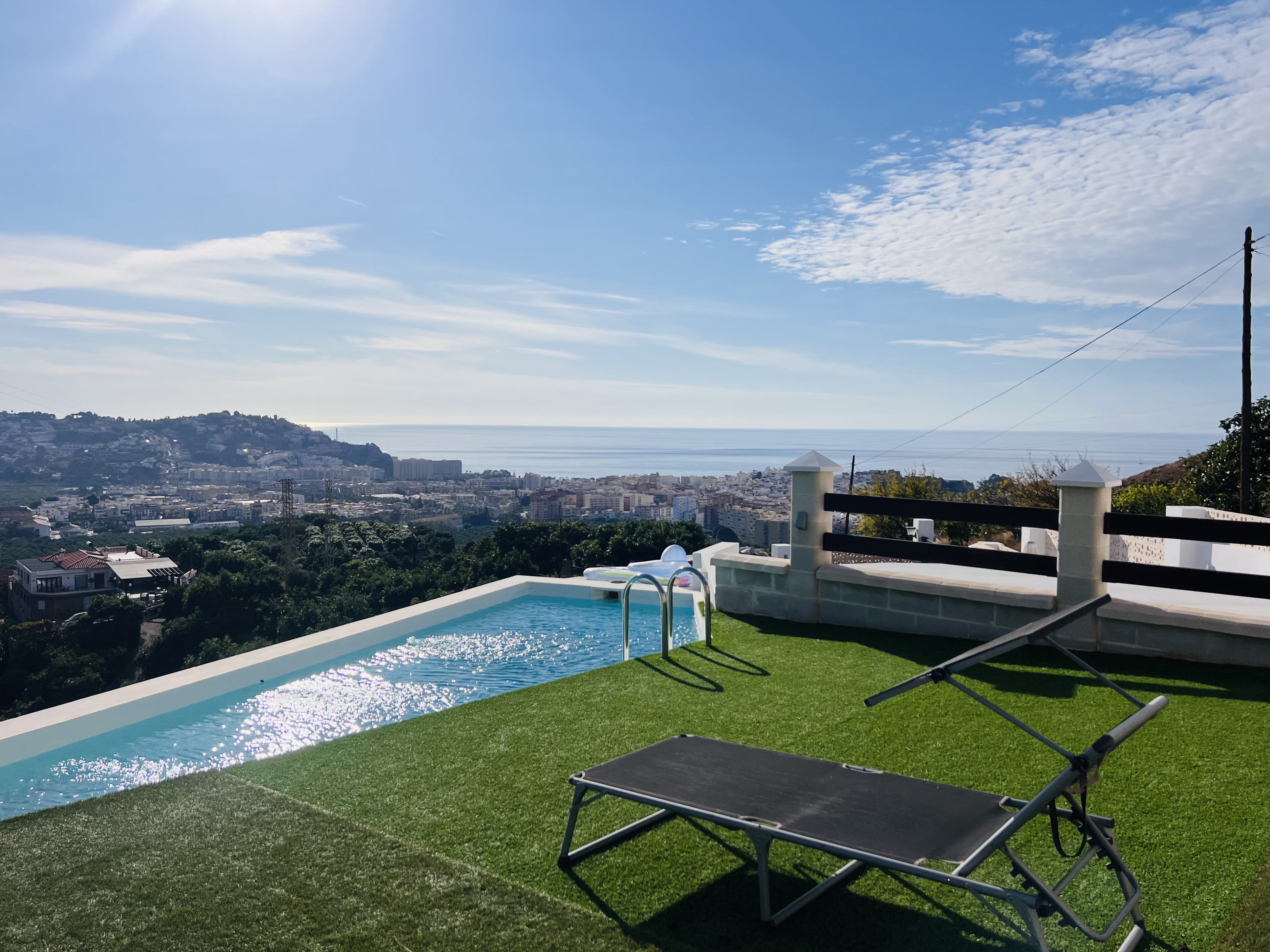 CASA DE CAMPO CON PISCINA A 10 MINUTOS DEL CENTRO