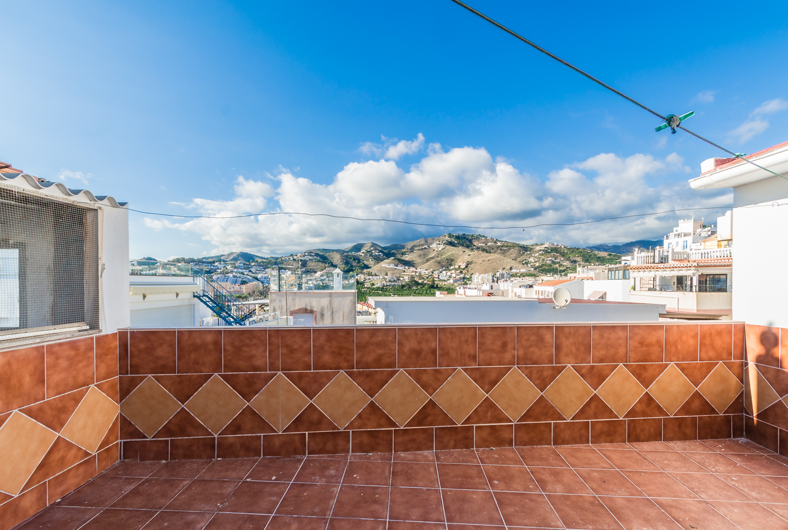 CASA DE PUEBLO EN EL CASCO HISTRICO DE ALMUCAR