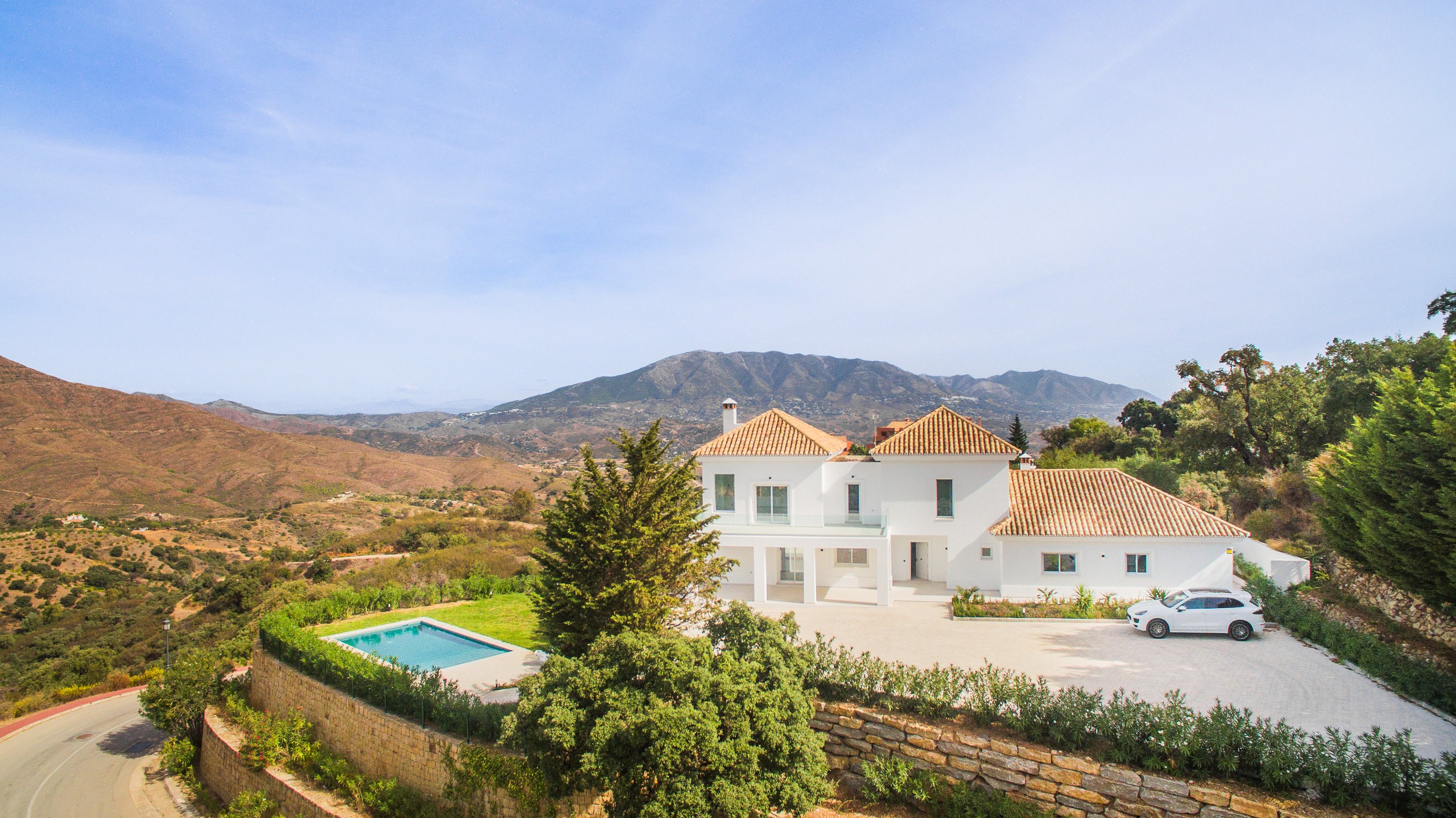 ESPECTACULAR VILLA EN OJEN, MARBELLA