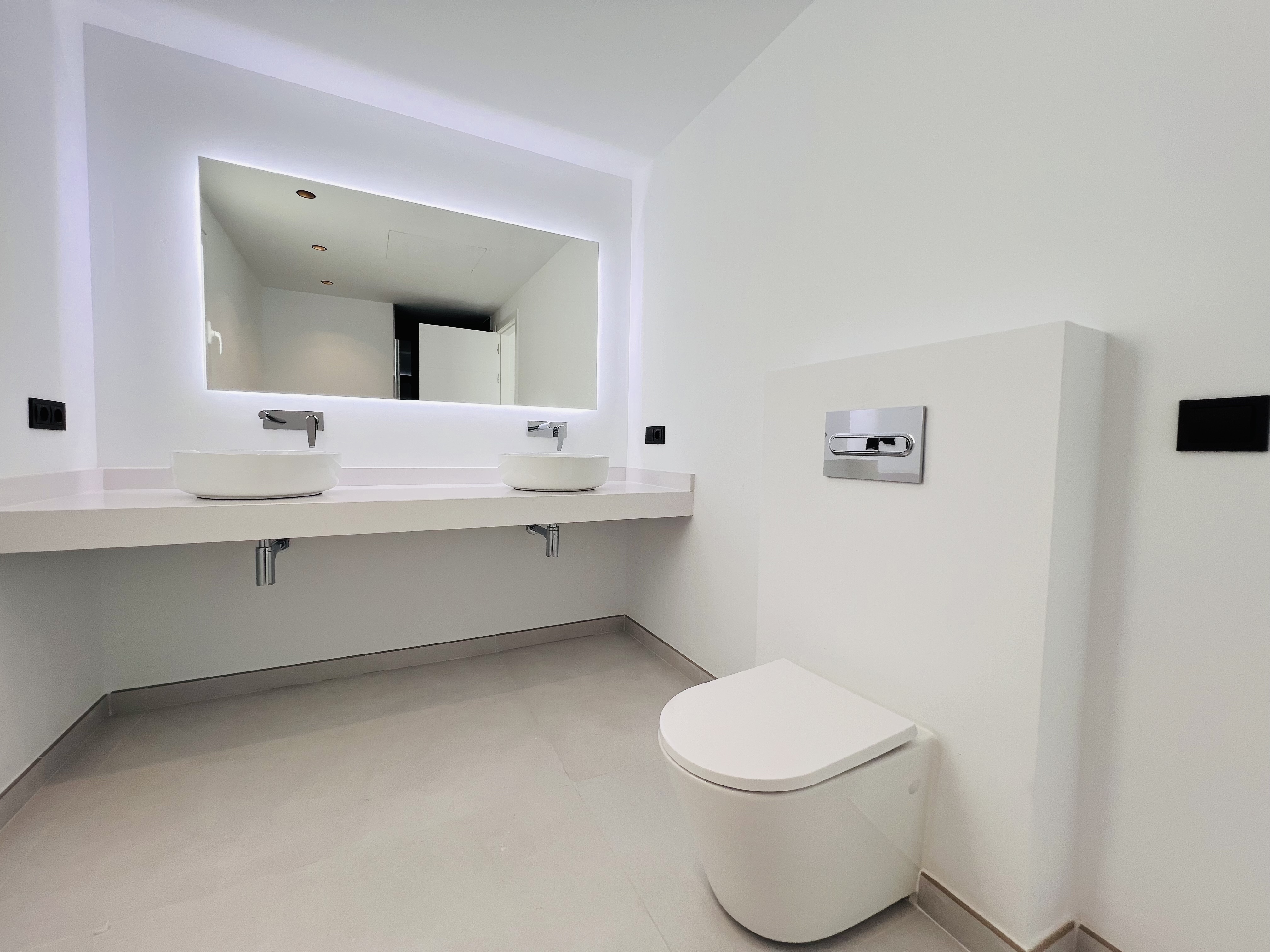 ESPECTACULAR VILLA EN OJEN, MARBELLA