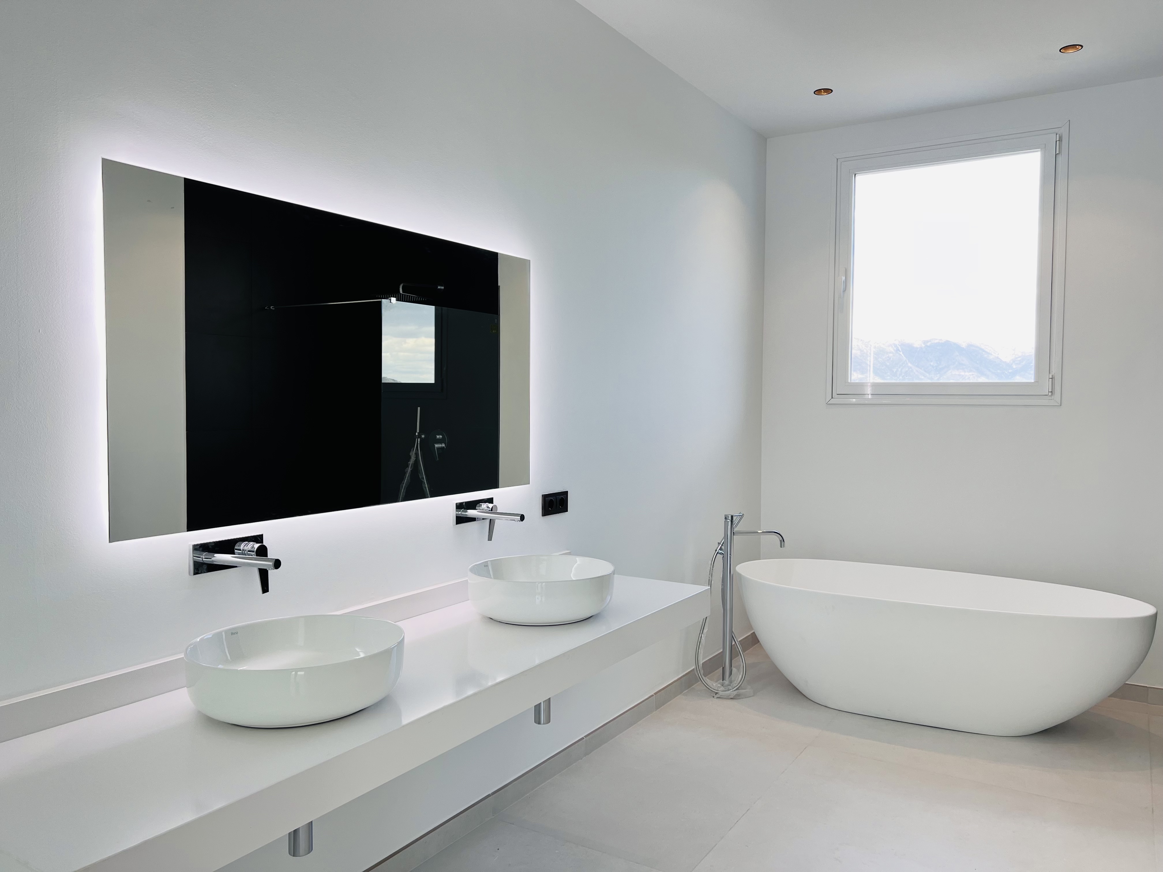 ESPECTACULAR VILLA EN OJEN, MARBELLA